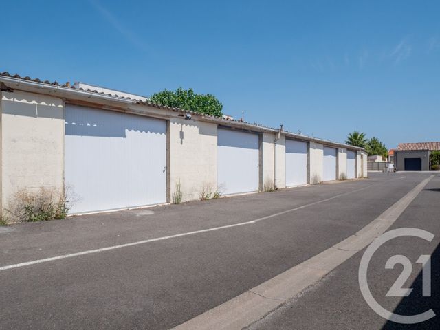 parking à vendre - 30.0 m2 - CHATEAU D OLONNE - 85 - PAYS-DE-LOIRE - Century 21 Bleu Marine