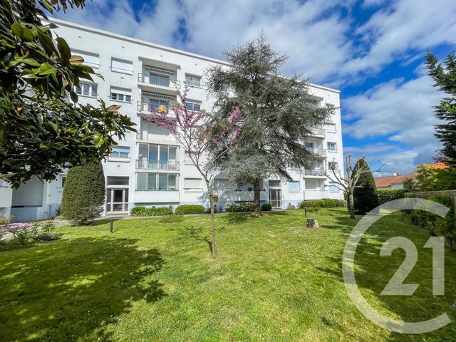 Appartement F4 à vendre - 4 pièces - 69.37 m2 - LES SABLES D OLONNE - 85 - PAYS-DE-LOIRE - Century 21 Bleu Marine