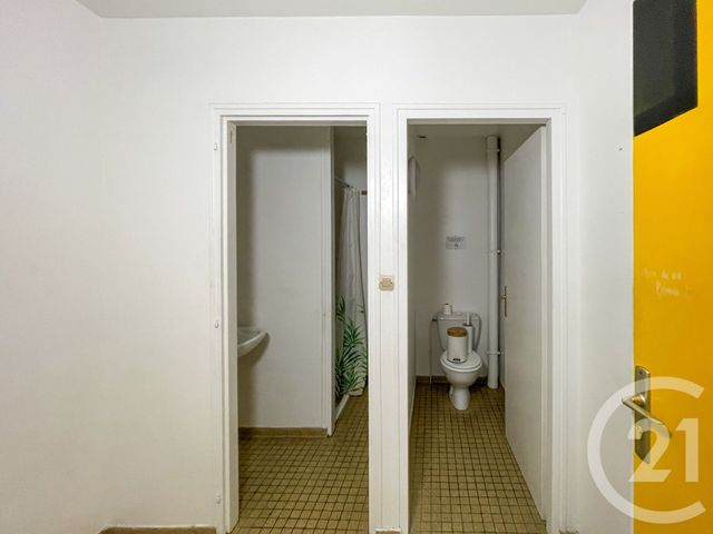 parking à louer - 260.0 m2 - CHATEAU D OLONNE - 85 - PAYS-DE-LOIRE - Century 21 Bleu Marine