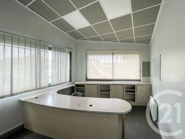 commerce à louer - 260.0 m2 - CHATEAU D OLONNE - 85 - PAYS-DE-LOIRE - Century 21 Bleu Marine