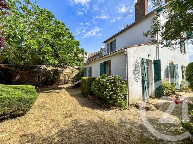 maison à vendre - 7 pièces - 155.21 m2 - LES SABLES D OLONNE - 85 - PAYS-DE-LOIRE - Century 21 Bleu Marine