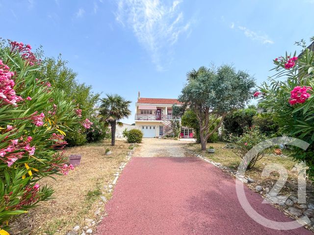 maison à vendre - 7 pièces - 159.26 m2 - CHATEAU D OLONNE - 85 - PAYS-DE-LOIRE - Century 21 Bleu Marine