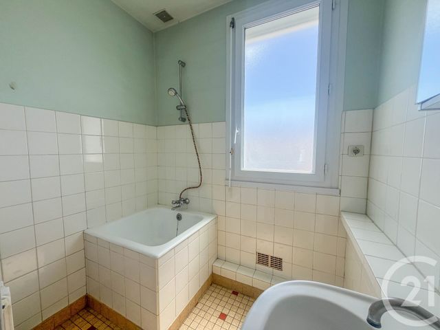 maison à vendre - 6 pièces - 146.03 m2 - CHATEAU D OLONNE - 85 - PAYS-DE-LOIRE - Century 21 Bleu Marine