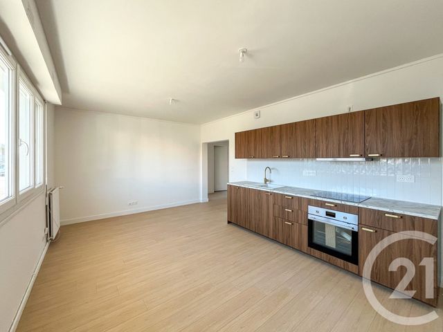 Appartement F4 à vendre - 4 pièces - 66.76 m2 - LES SABLES D OLONNE - 85 - PAYS-DE-LOIRE - Century 21 Bleu Marine