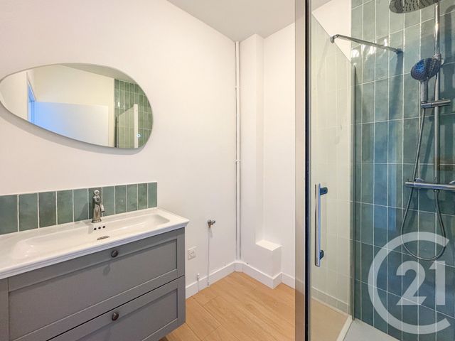 Appartement F4 à vendre - 4 pièces - 66.76 m2 - LES SABLES D OLONNE - 85 - PAYS-DE-LOIRE - Century 21 Bleu Marine