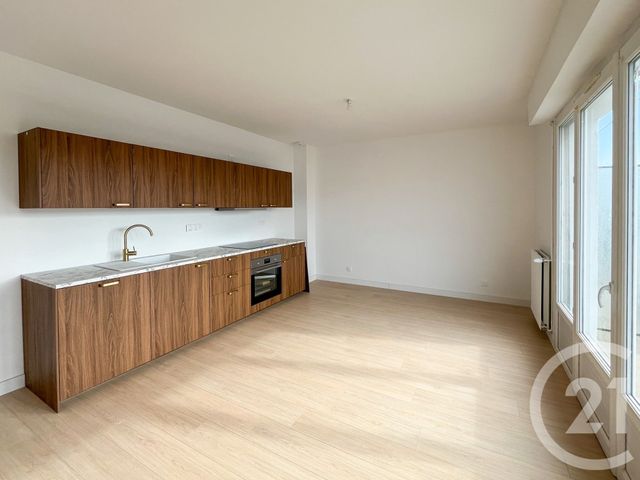 Appartement F4 à vendre - 4 pièces - 67.15 m2 - LES SABLES D OLONNE - 85 - PAYS-DE-LOIRE - Century 21 Bleu Marine