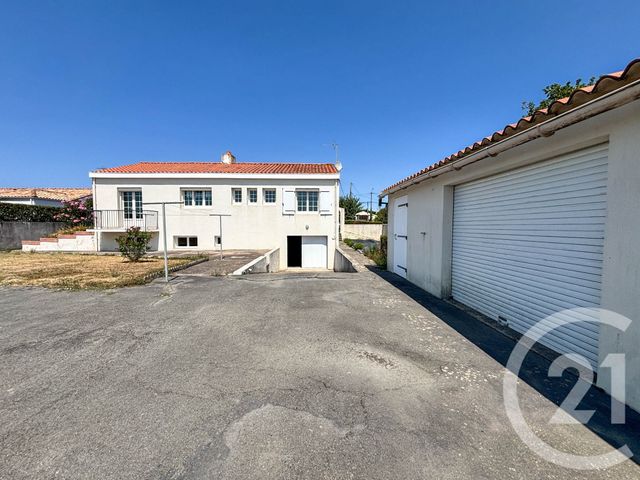 maison à vendre - 6 pièces - 129.18 m2 - CHATEAU D OLONNE - 85 - PAYS-DE-LOIRE - Century 21 Bleu Marine