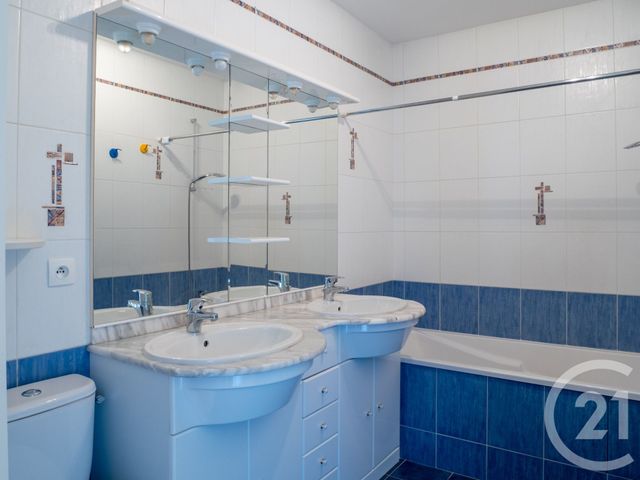 Appartement F3 à vendre - 3 pièces - 70.79 m2 - LES SABLES D OLONNE - 85 - PAYS-DE-LOIRE - Century 21 Bleu Marine
