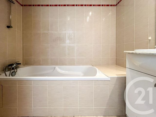 Appartement F2 à vendre - 2 pièces - 48.19 m2 - OLONNE SUR MER - 85 - PAYS-DE-LOIRE - Century 21 Bleu Marine