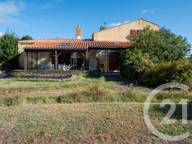 maison à vendre - 7 pièces - 174.04 m2 - LES SABLES D OLONNE - 85 - PAYS-DE-LOIRE - Century 21 Bleu Marine