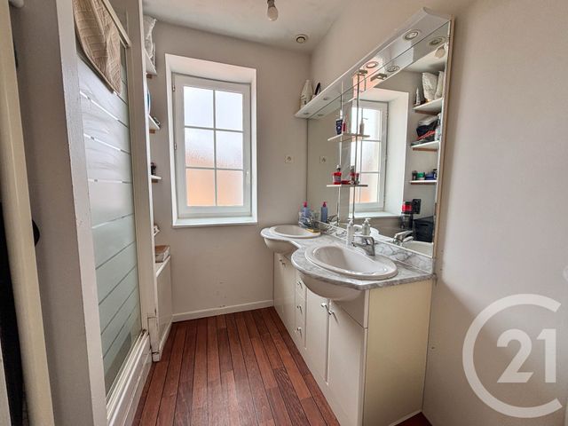 Appartement T4 à vendre - 4 pièces - 66.72 m2 - LES SABLES D OLONNE - 85 - PAYS-DE-LOIRE - Century 21 Bleu Marine