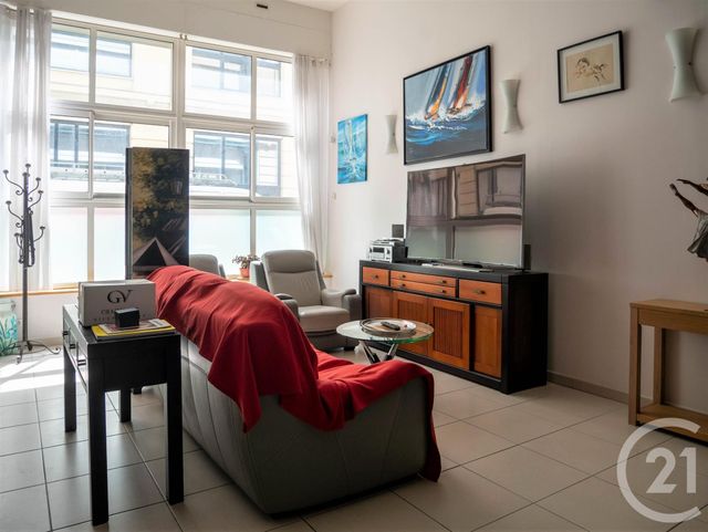 Appartement F5 à vendre - 5 pièces - 160.12 m2 - LES SABLES D OLONNE - 85 - PAYS-DE-LOIRE - Century 21 Bleu Marine