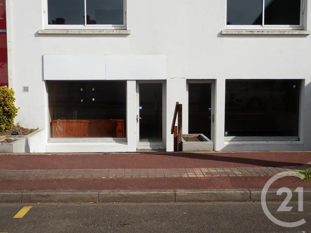 commerce à louer - 75.0 m2 - ST GILLES CROIX DE VIE - 85 - PAYS-DE-LOIRE - Century 21 Bleu Marine