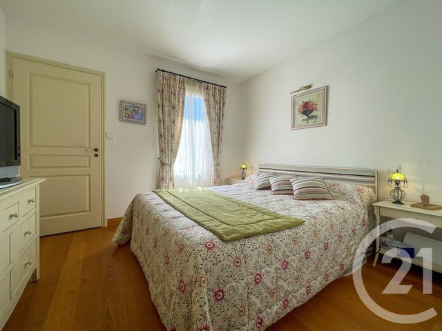 maison à vendre - 6 pièces - 240.34 m2 - LES SABLES D OLONNE - 85 - PAYS-DE-LOIRE - Century 21 Bleu Marine