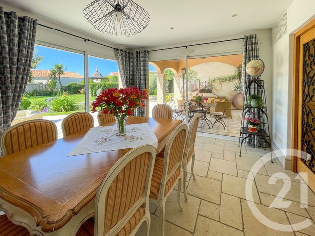 maison à vendre - 6 pièces - 240.34 m2 - LES SABLES D OLONNE - 85 - PAYS-DE-LOIRE - Century 21 Bleu Marine