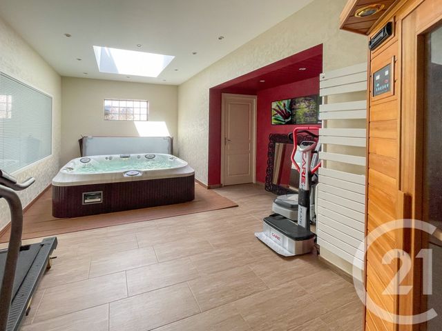 maison à vendre - 6 pièces - 240.34 m2 - LES SABLES D OLONNE - 85 - PAYS-DE-LOIRE - Century 21 Bleu Marine