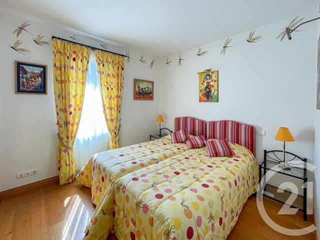 maison à vendre - 6 pièces - 240.34 m2 - LES SABLES D OLONNE - 85 - PAYS-DE-LOIRE - Century 21 Bleu Marine