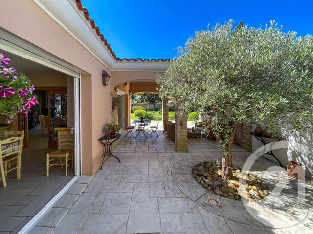 maison à vendre - 6 pièces - 240.34 m2 - LES SABLES D OLONNE - 85 - PAYS-DE-LOIRE - Century 21 Bleu Marine