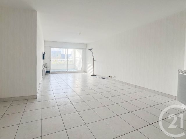 Appartement F3 à vendre - 3 pièces - 70.6 m2 - LES SABLES D OLONNE - 85 - PAYS-DE-LOIRE - Century 21 Bleu Marine