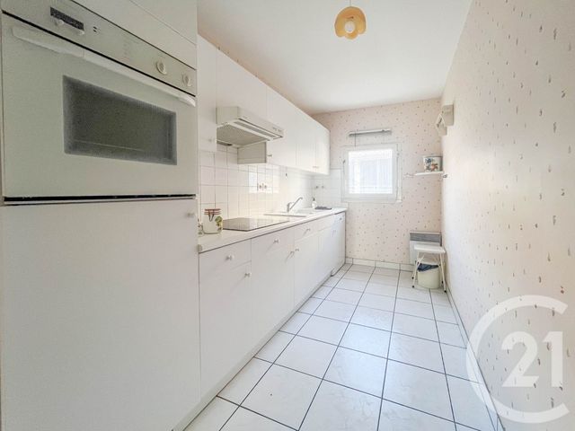 Appartement F3 à vendre - 3 pièces - 70.6 m2 - LES SABLES D OLONNE - 85 - PAYS-DE-LOIRE - Century 21 Bleu Marine